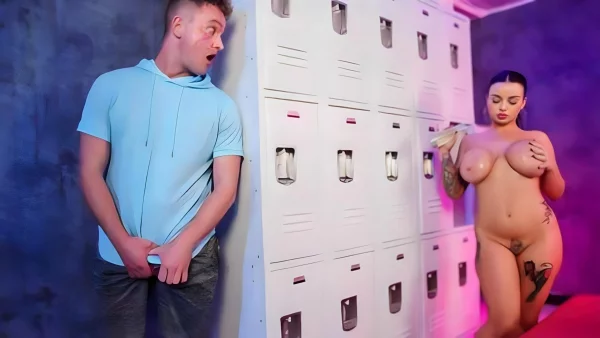 Busty Athlete Payton Presley Seduced A Guy In The Gym Locker Room