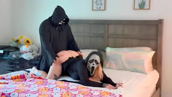A Man In A Mask Fucks A Fat Bitch On Halloween